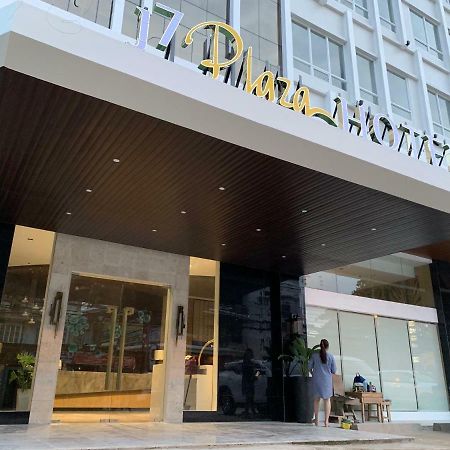 J7 Plaza Hotel Iloilo Esterno foto